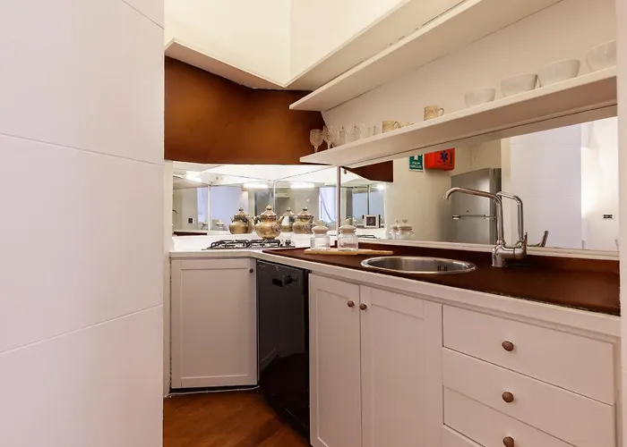 Daire Navona Historic Luxury Deluxe *