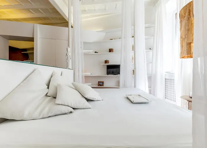 Navona Historic Luxury Deluxe